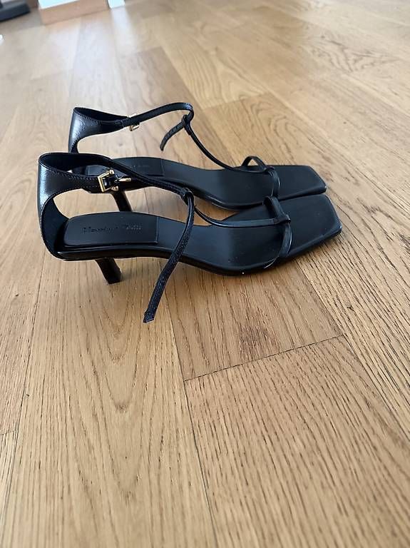Scarpe da donna: Massimo Dutti sandals New 38 – Usato da Wallisellen venduto da Marij1986 3