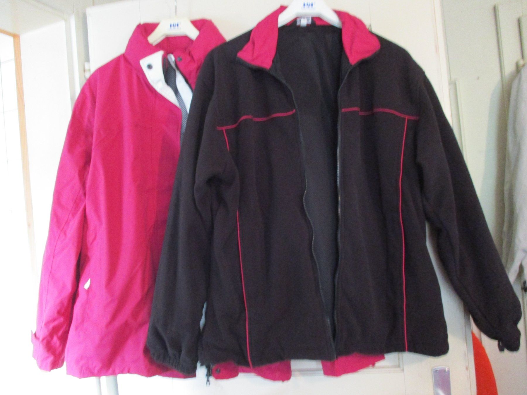 Lotti di vestiti: Herbst- / Winter- Jacken Set Grösse 46 – Nuovo (secondo la descrizione) da Jakobsbad venduto da dio_298 2