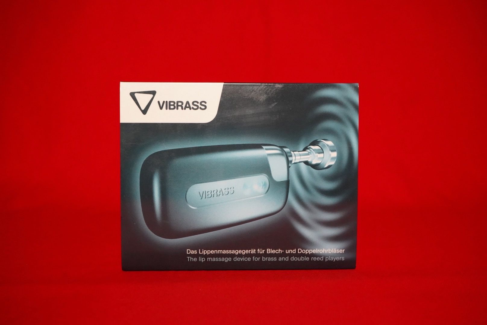 Strumenti musicali: VIBRASS - Lippenmassagegerät – Nuovo e nell'imballaggio originale da Buchs AG venduto da Inderbinen