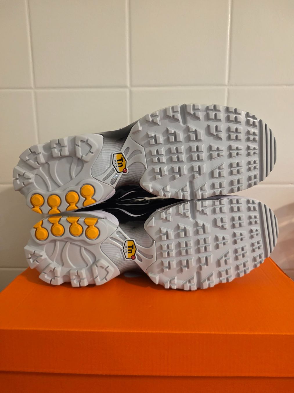 Nike Scarpe da uomo: Nike Air Max Plus G TN – Nuovo e nell'imballaggio originale da Fleurier venduto da dav_xx8y 5