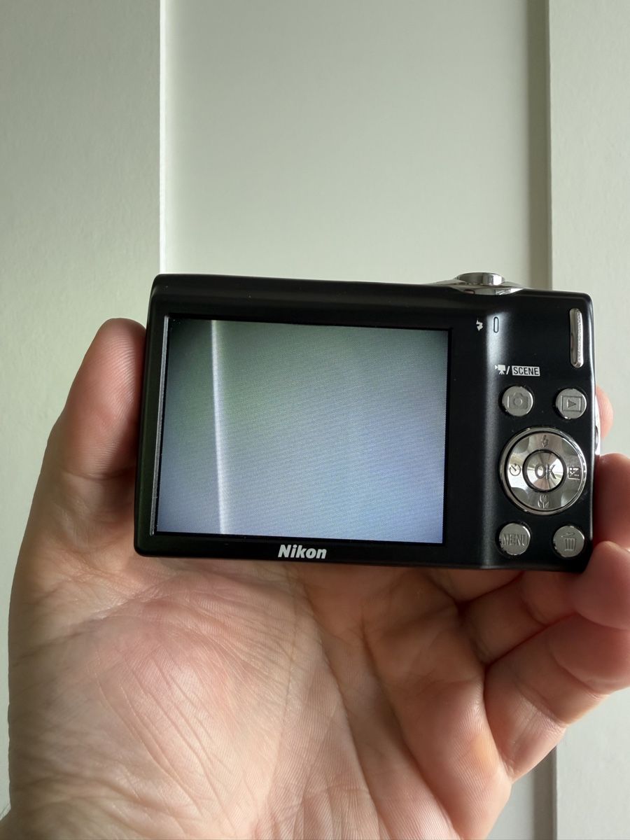 Nikon Fotocamera: Nikon Coolpix S3000 Digital Kamera – Usato da Niederbipp venduto da yar_tf6f 3