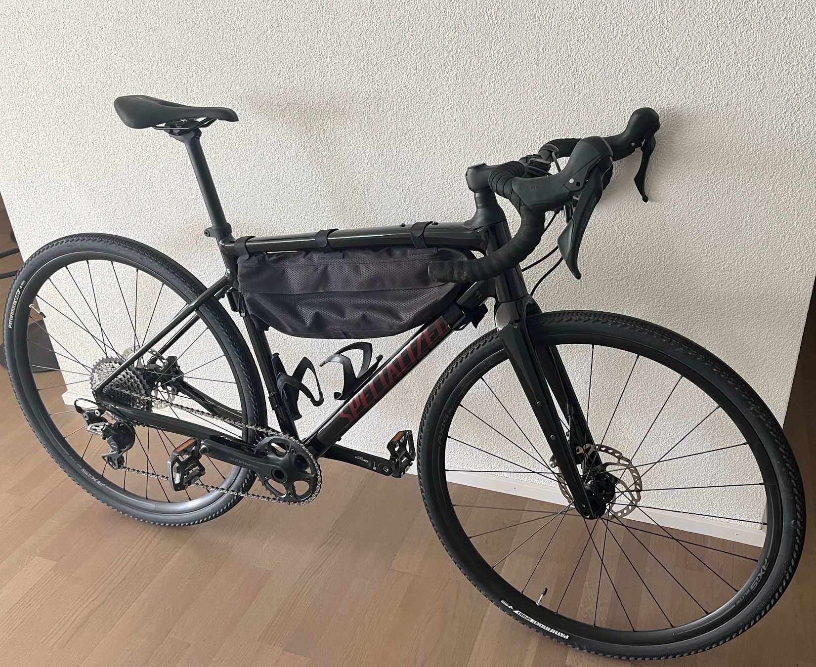 Specialized Velos: Verkauf meines Specialized Diverge Comp E5 – Gebraucht aus Einsiedeln von  3