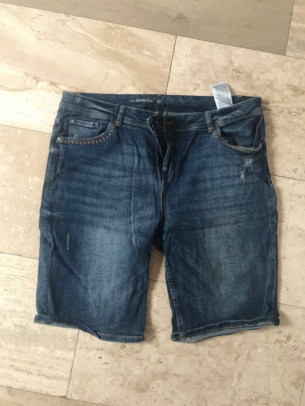 C&A Jeans: Jeans Shorts – Nuovo (secondo la descrizione) da Oftringen venduto da mbc_b8vr