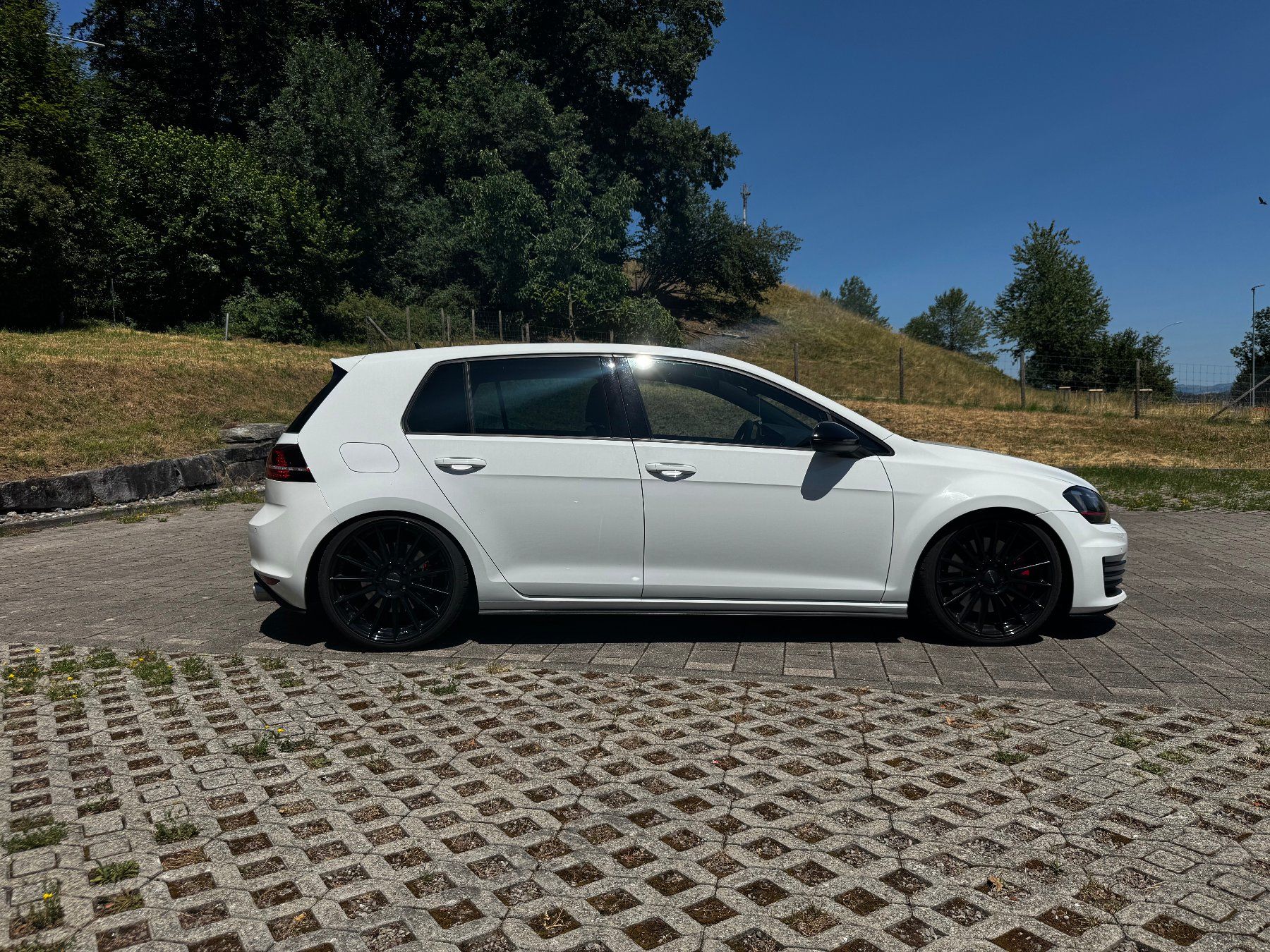 VW Automobili: VW Golf 7 - 2.0 TSI GTI Performance DSG – Usato da Emmen venduto da itsrian 4