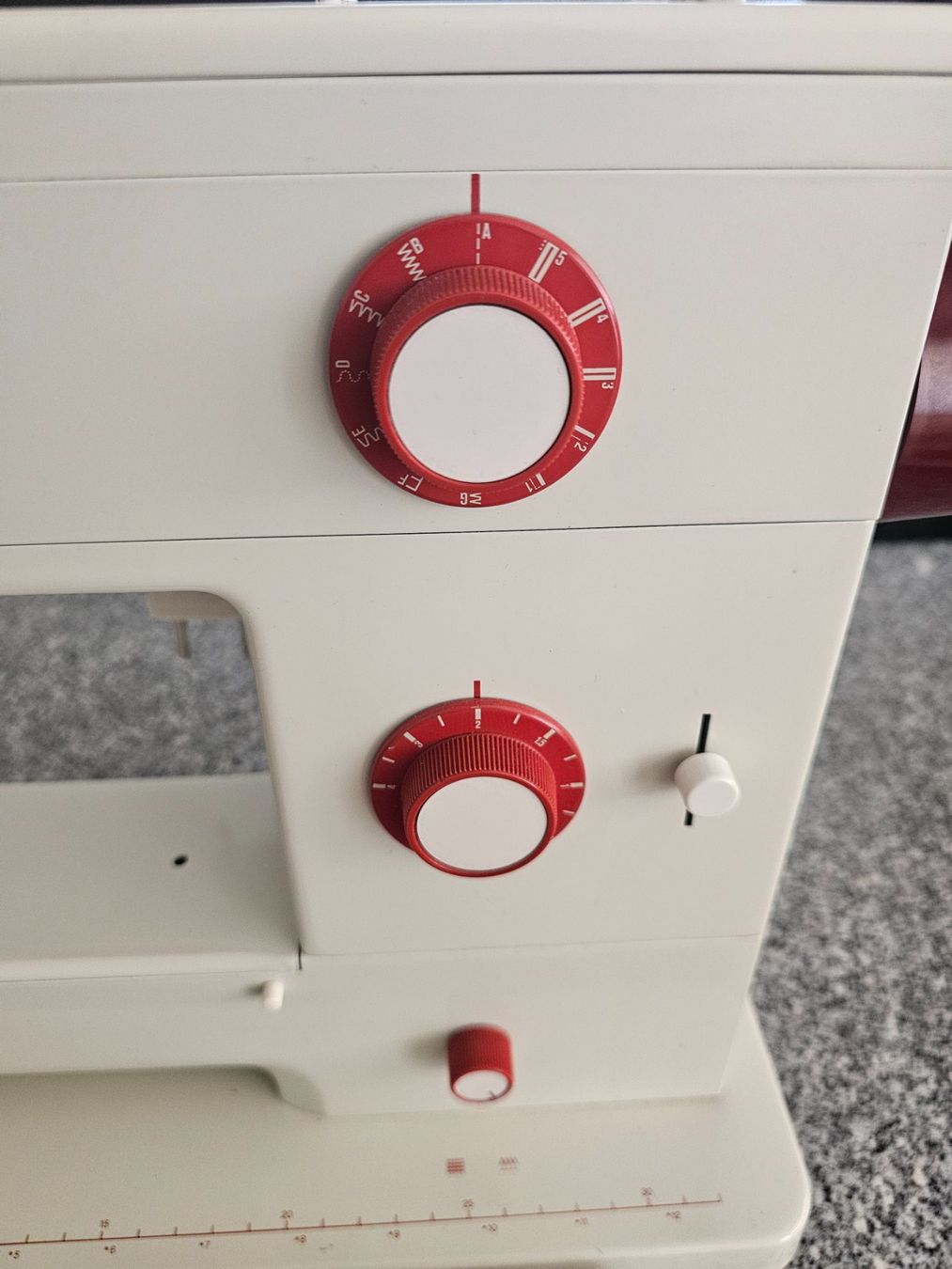 Bernina Macchine da cucire: *Bernina Nova 900* Nähmaschine – Usato da Bronschhofen venduto da Xena37 2