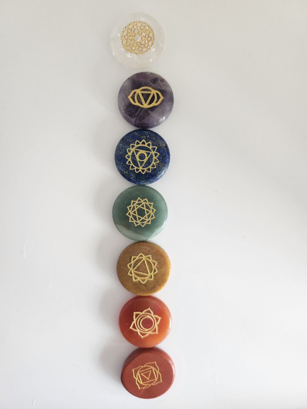 Minerali & Pietre curative: 1 set de pierres naturelles 7 chakra  – Nuovo e nell'imballaggio originale da St-Livres venduto da SilkeC
