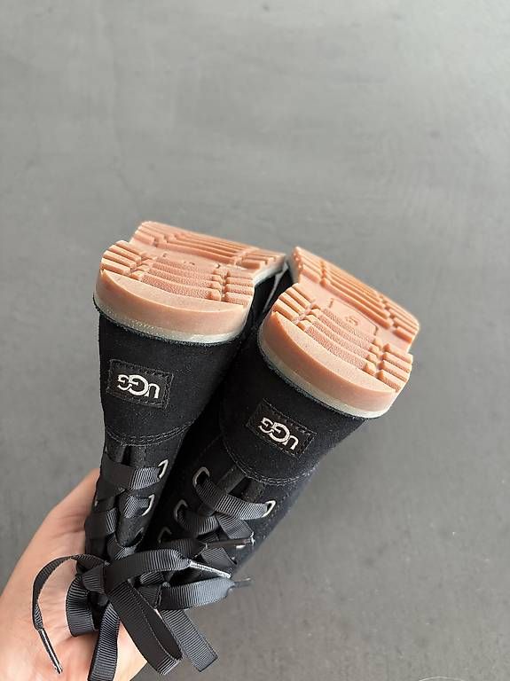 Schuhe für Mädchen: UGG Boots Gr. 25 NEU – Neu und originalverpackt aus Thayngen von xelera 1