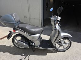 Aprilia Scarabeo 100 ccm  Top Zustand  Frisch ab MFK