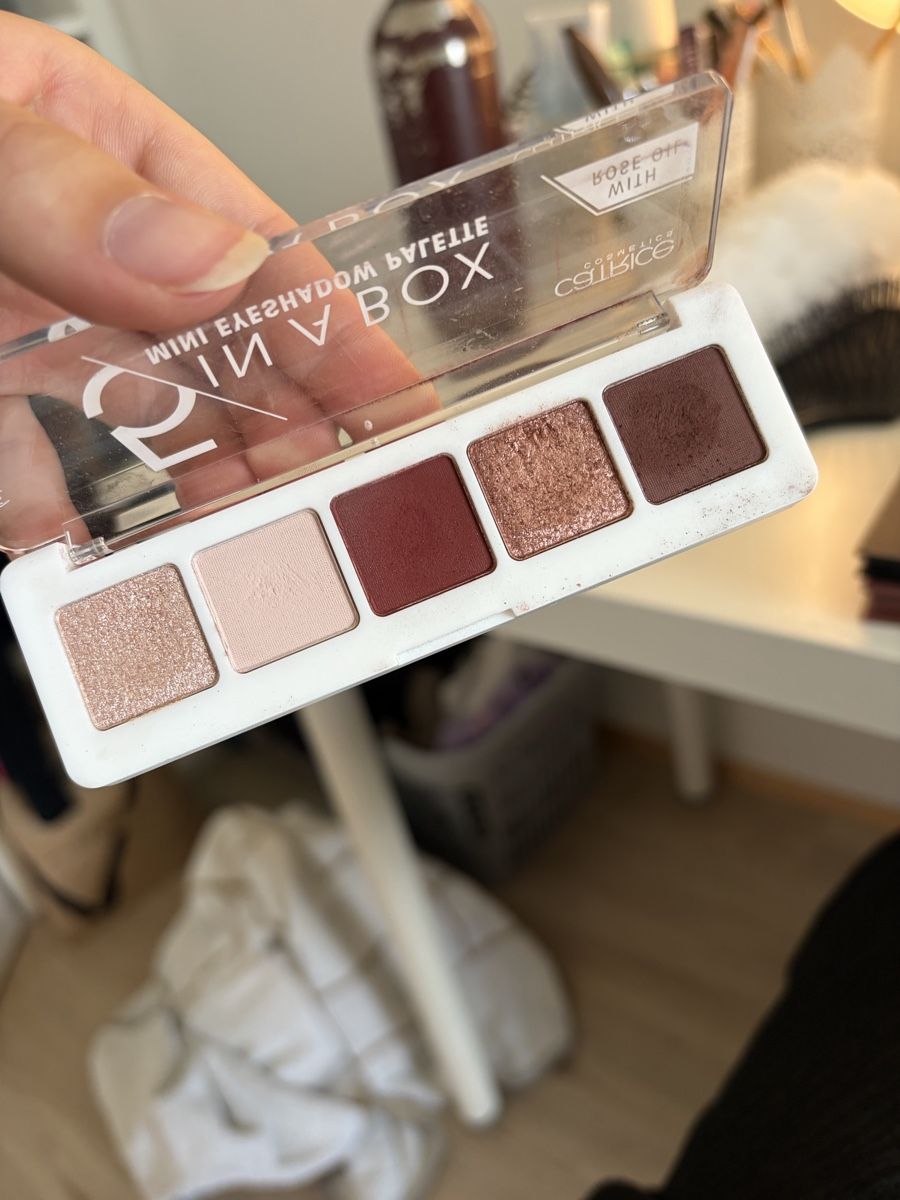 Nars Make-up: Make up Set (Fenty Beauty, Nars, Benefit) – Gebraucht aus Rütihof von liv_k2bp 7