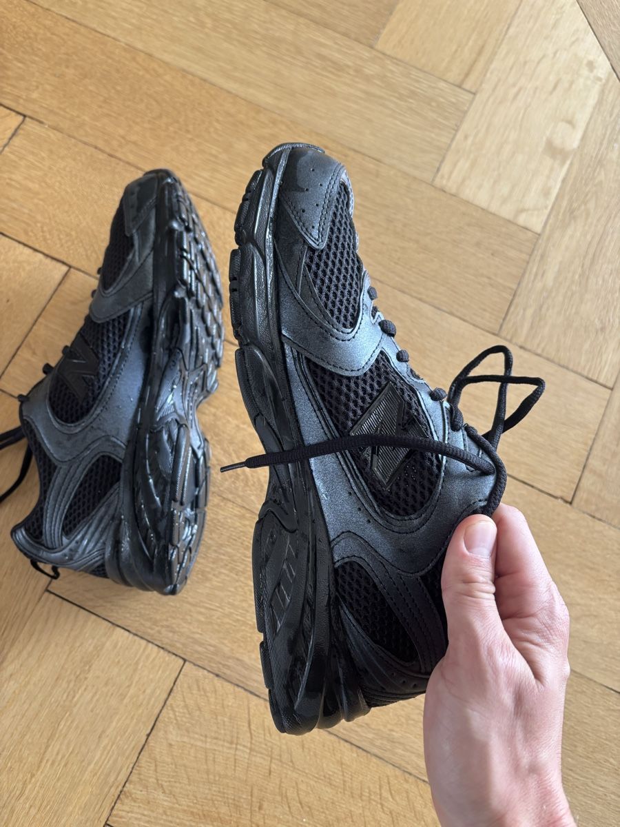 New Balance Scarpe da uomo: New Balance 530 taille EU 42 – Usato da Lausanne venduto da marinemtr 2