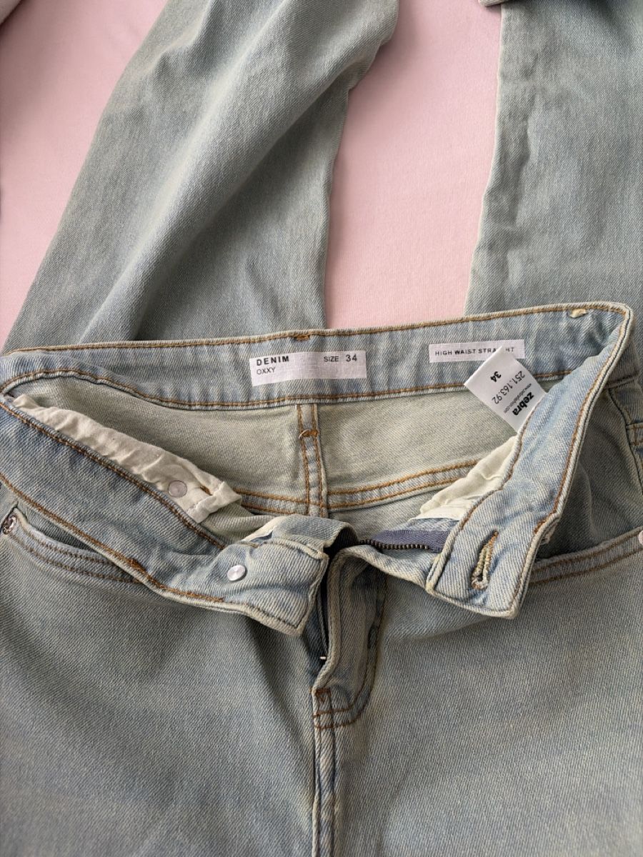 Jeans: Jeans hellblau Damen Grösse M neu – D'occasion à Volketswil par ene_9dsc 2