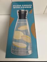 Neue Glaskaraffe mit Ausgiesser, 1 Liter, Sommer Hit!