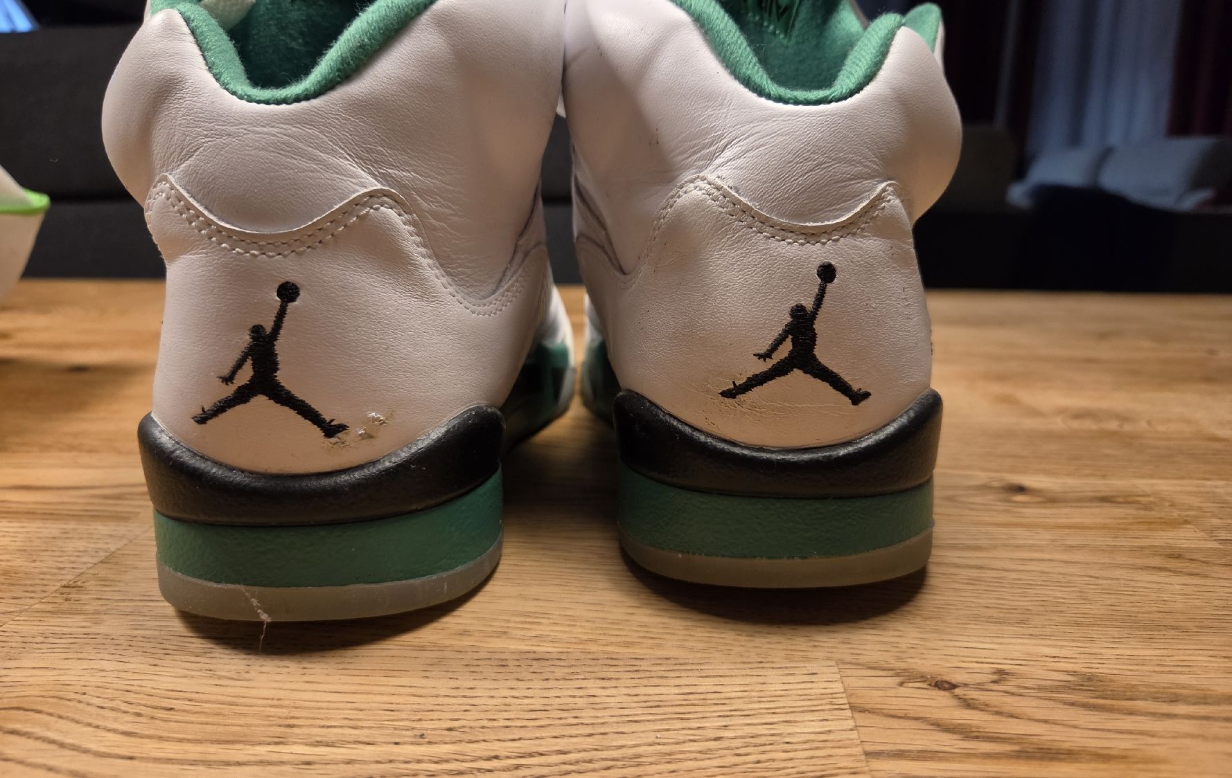 Jordan Scarpe da uomo: Air Jordan 5 Gr. 40.5 – Usato da Hinwil venduto da Nicen 3
