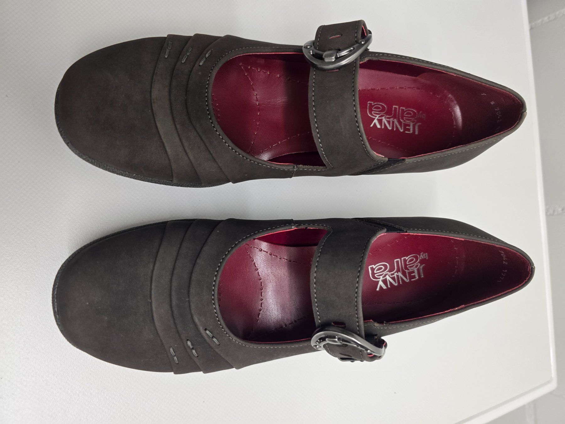 Ara Scarpe da donna: Damenschuhe Jenny by Ara grösse 7 – Usato da Winterthur venduto da Winthertur84