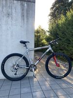 Exzellentes Mountain-Bike - Wheeler 9900 ZX Race