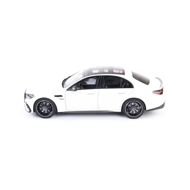 Mercedes-Benz Modellini d'auto: 1:18 Mercedes-AMG E53 W214 – Nuovo e nell'imballaggio originale da Baar venduto da Cai 1