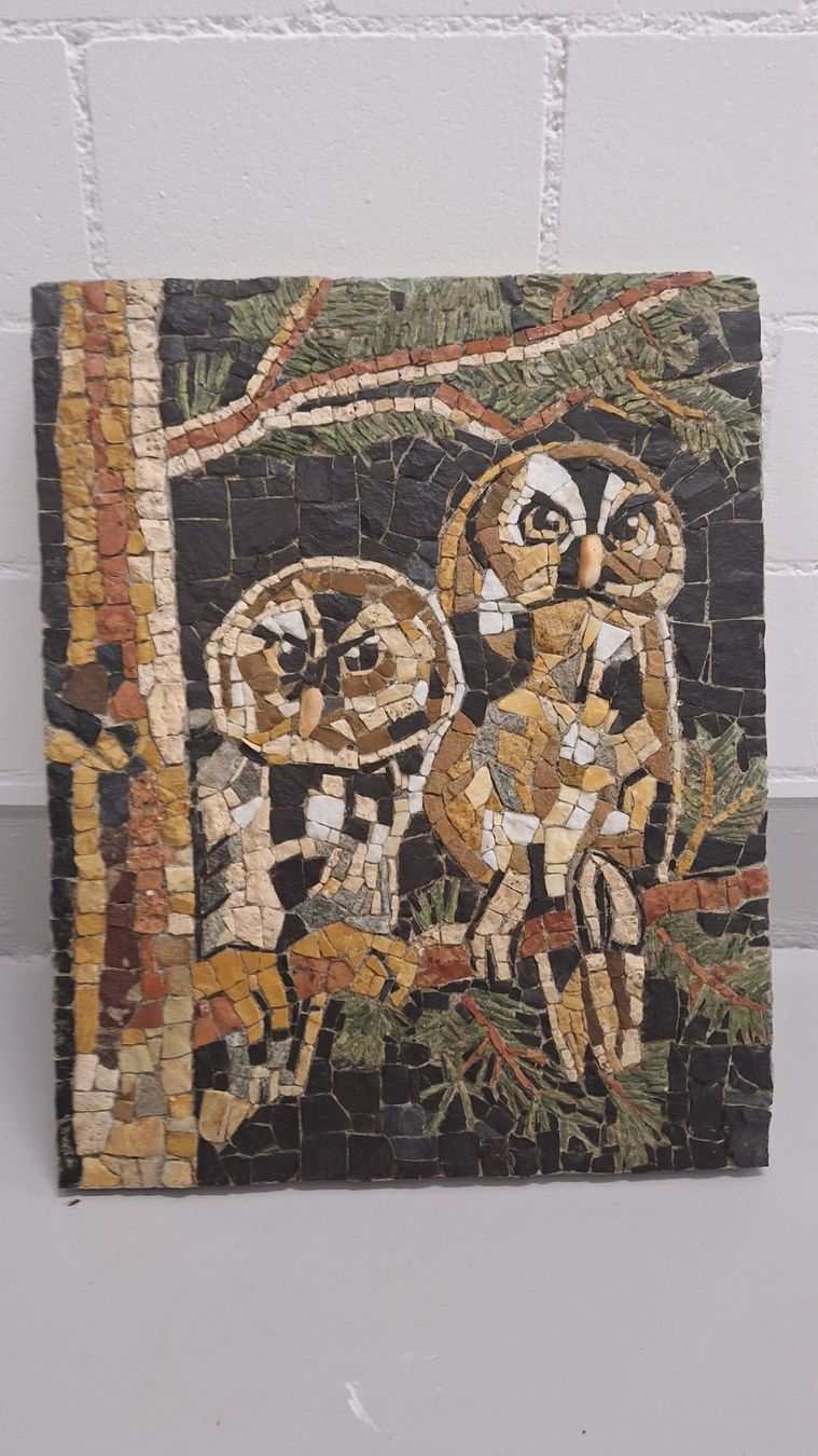 Posters & Illustrations: Wunderschönes Mosaik von 2 Eulen. – D'occasion à Müllheim Dorf par Sunnehus1