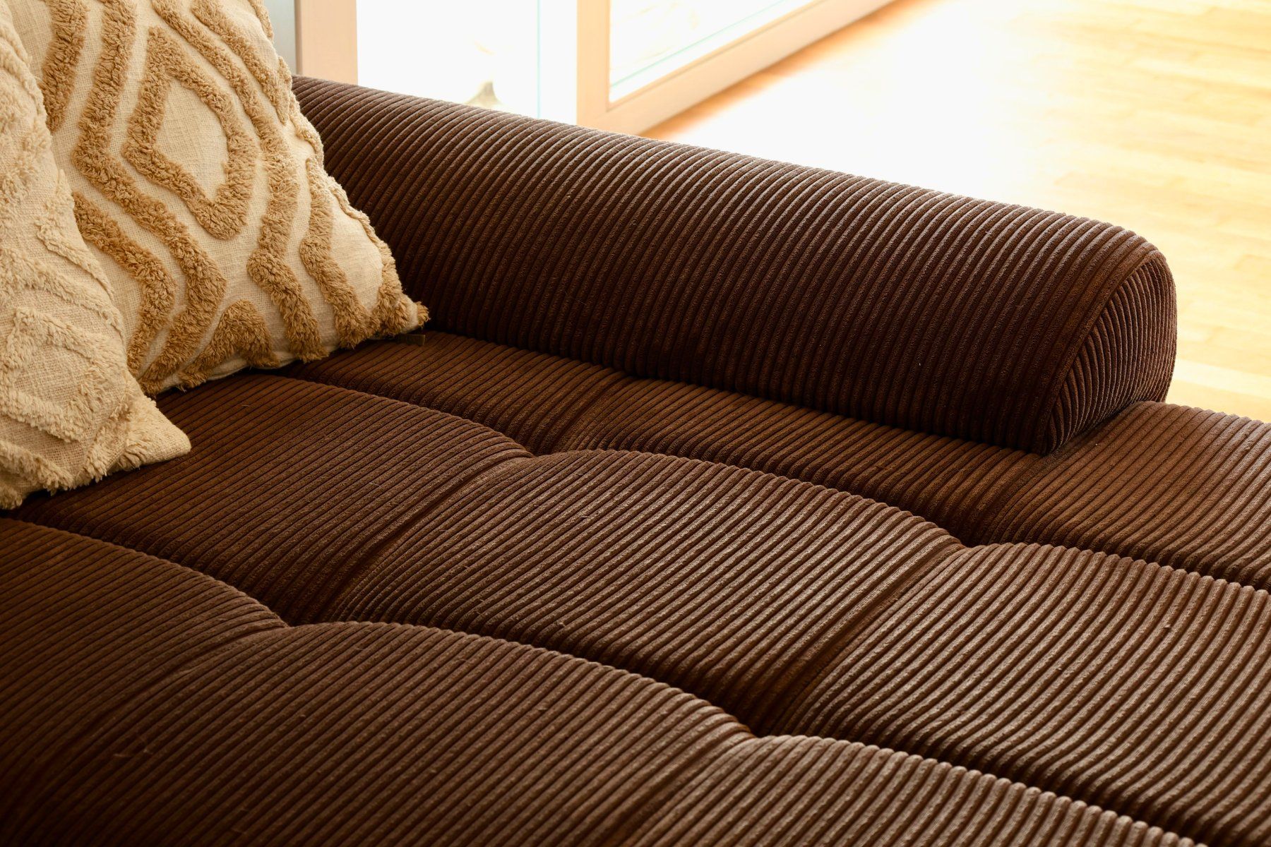 Divani: Neues Sofa zu verkaufen – Usato da Wünnewil venduto da van_jpm7 2
