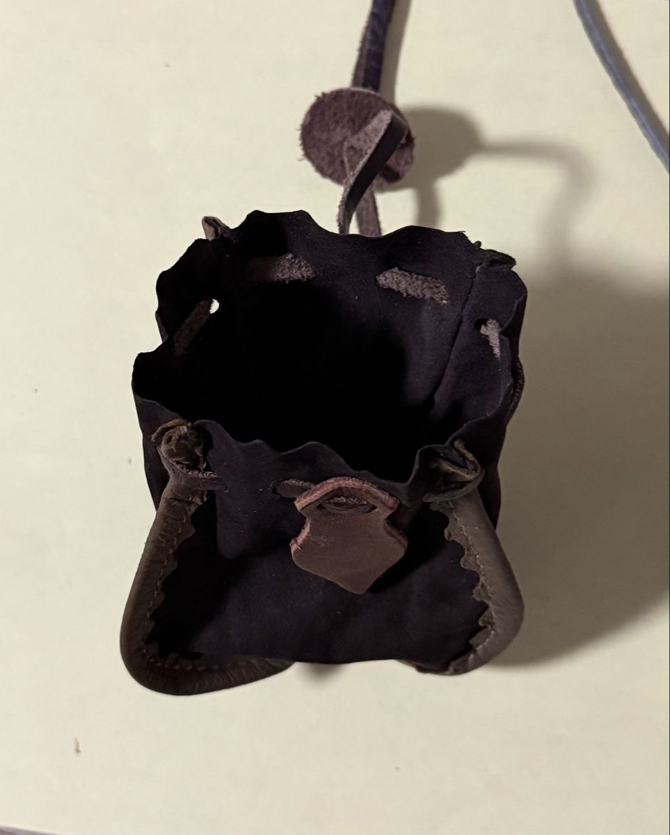Borse da donna: Pochettes médiévales – Usato da Petit-Lancy venduto da Solcarm 6