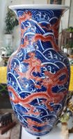 2 x Sehr schöne Asiatische Vasen mit Drachenmotiv.