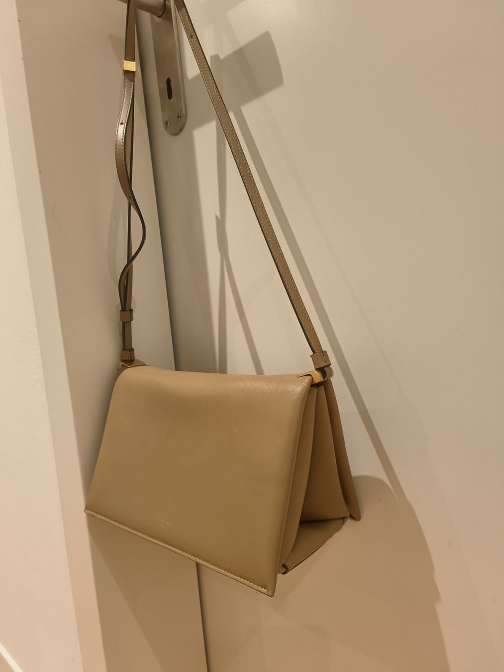 Wandler Borse: Wandler Handtasche 'UMA' , beige Nappa Leder – Nuovo (secondo la descrizione) da Zürich venduto da Innabella 3