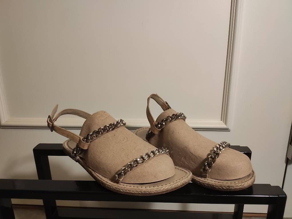 Christian Louboutin Damenschuhe: Sandales Louboutin – Gebraucht aus Niederbuchsiten von CsBertha 1