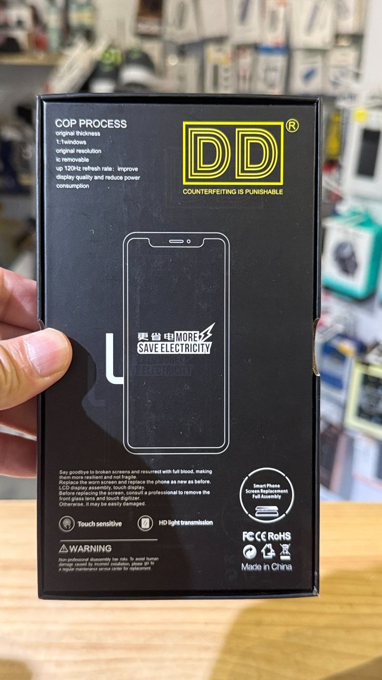 Portables: Ecran iPhone 14 Pro (OLED soft) DD 120HZ – Neuf avec emballage d'origine à Morges par DA-repa 2