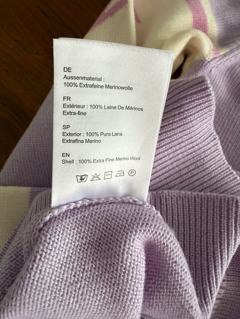 Maglioni & Felpe: OVP Perfect Moment SKI Rollkragenpullover, Grösse M, Top! – Nuovo e nell'imballaggio originale da Wilen b. Wollerau venduto da rosmarin13 5