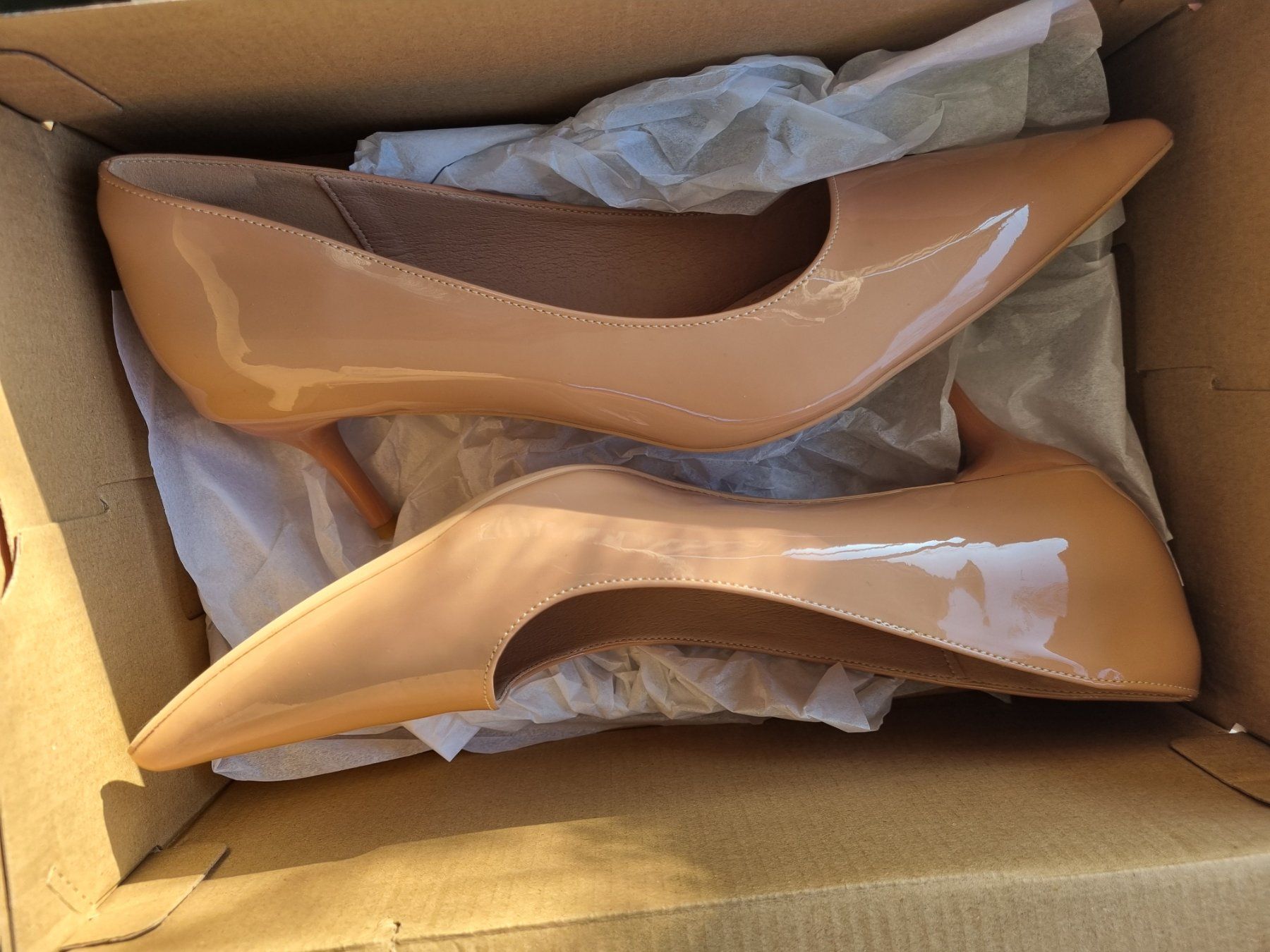 Scarpe da donna: Pumps / 42/ beige – Nuovo (secondo la descrizione) da Adlikon b.Regensdf venduto da attila63 2