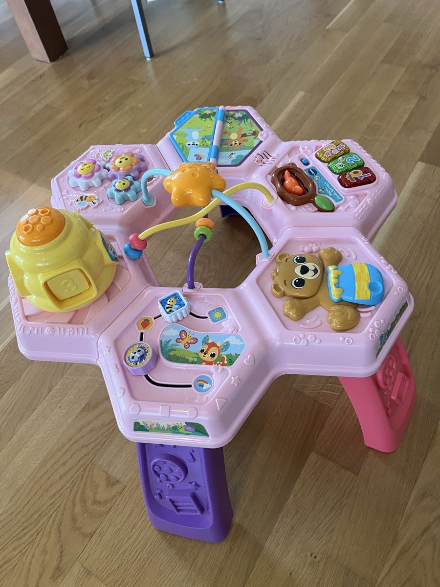 Tavoli: Baby Spieltisch – Usato da Uetikon am See venduto da Kfuture