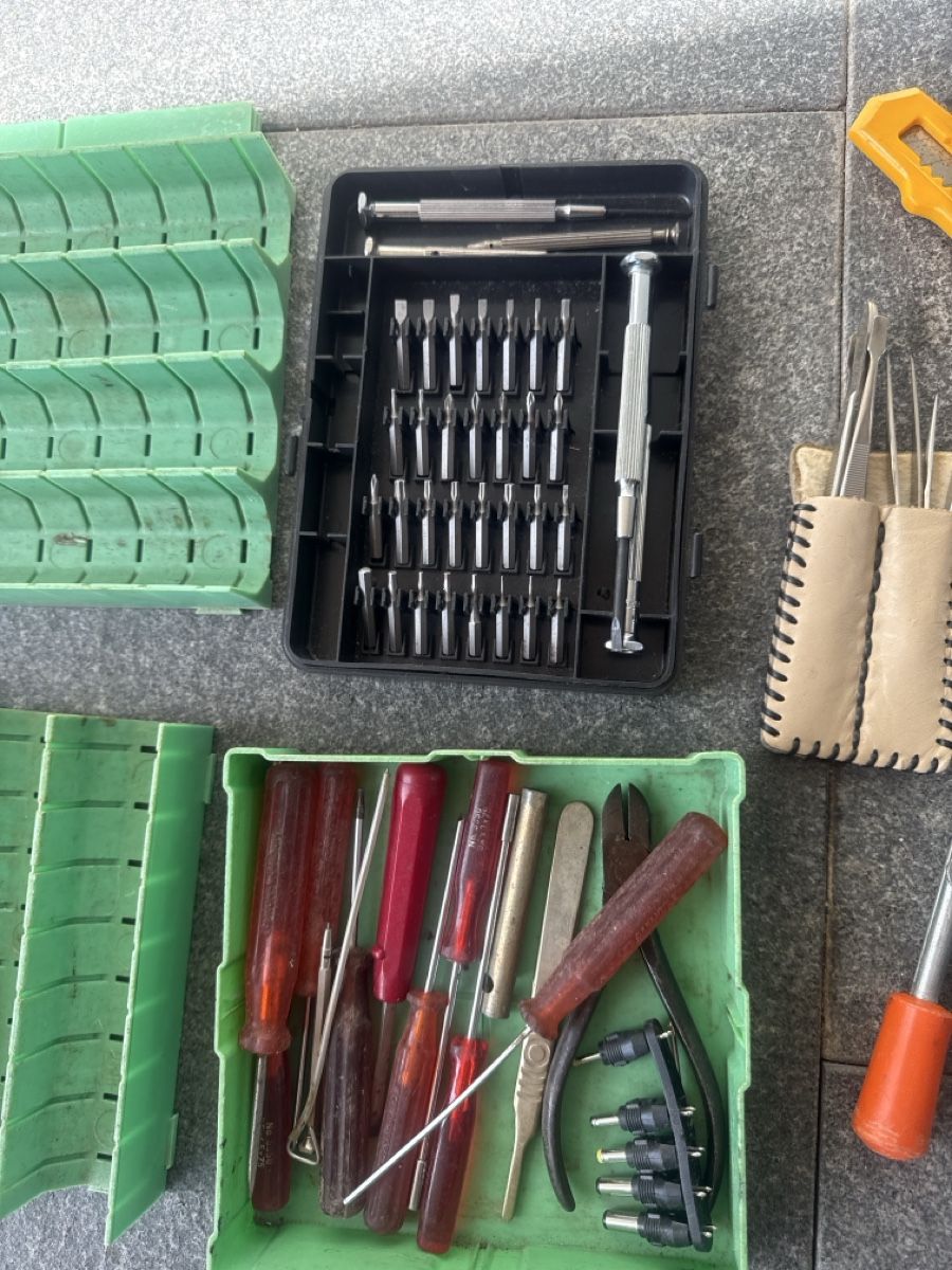 Tous les outils: Werkzeug – D'occasion à Horriwil par Carrera68 3