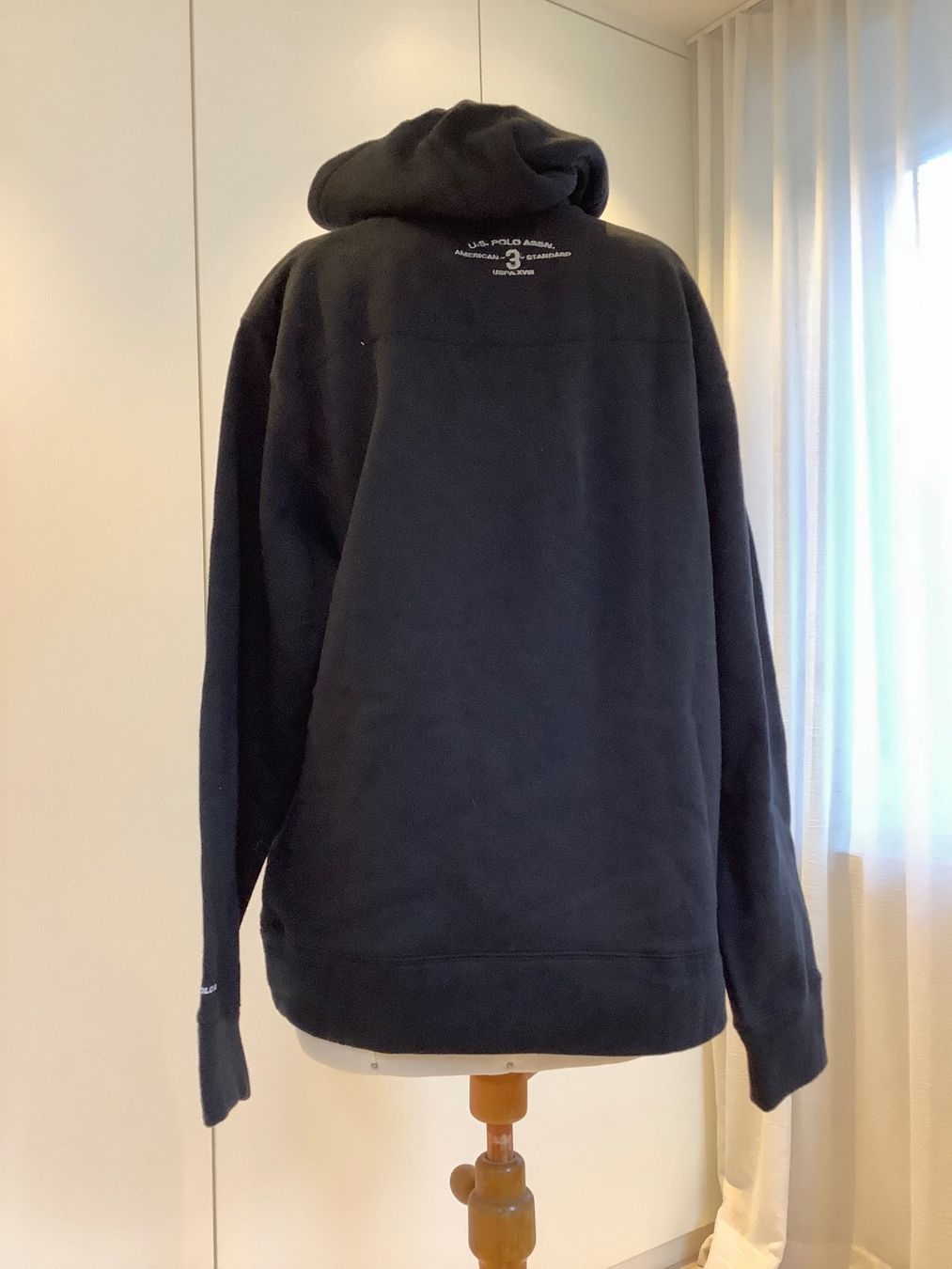 Pullover & Sweatshirts: Hoodie Herren – Gebraucht aus Triesen von Boston5 1