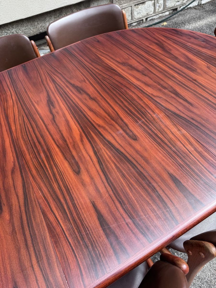 Tables: Superbe table à manger extensible danoise en palissandre  – D'occasion à Vésenaz par Angela.C3 3