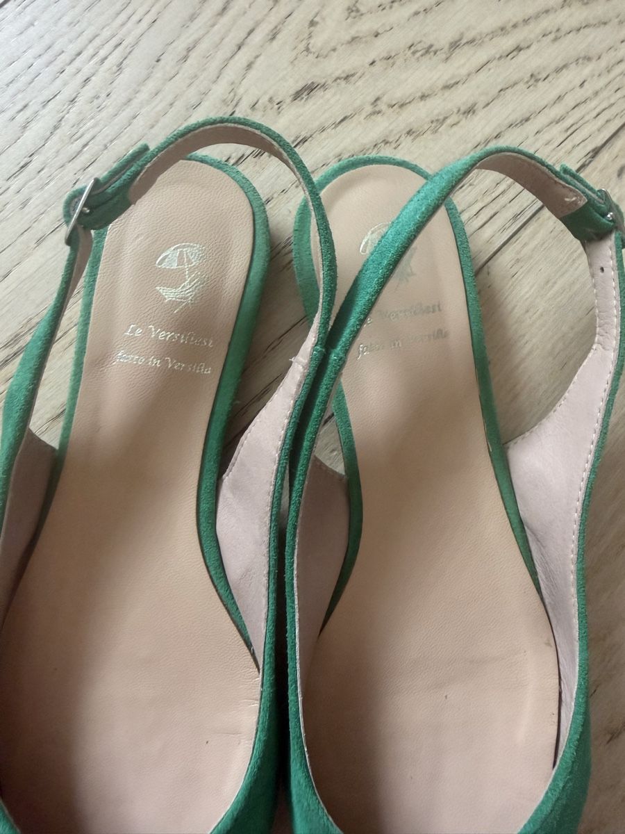 Chaussures femmes: Slingback shoes green suede size 38 used – D'occasion à Dully par rev_l7jp 1