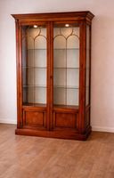 Exklusive englische Vitrine Bevan Funnell Reprodu Reprodux