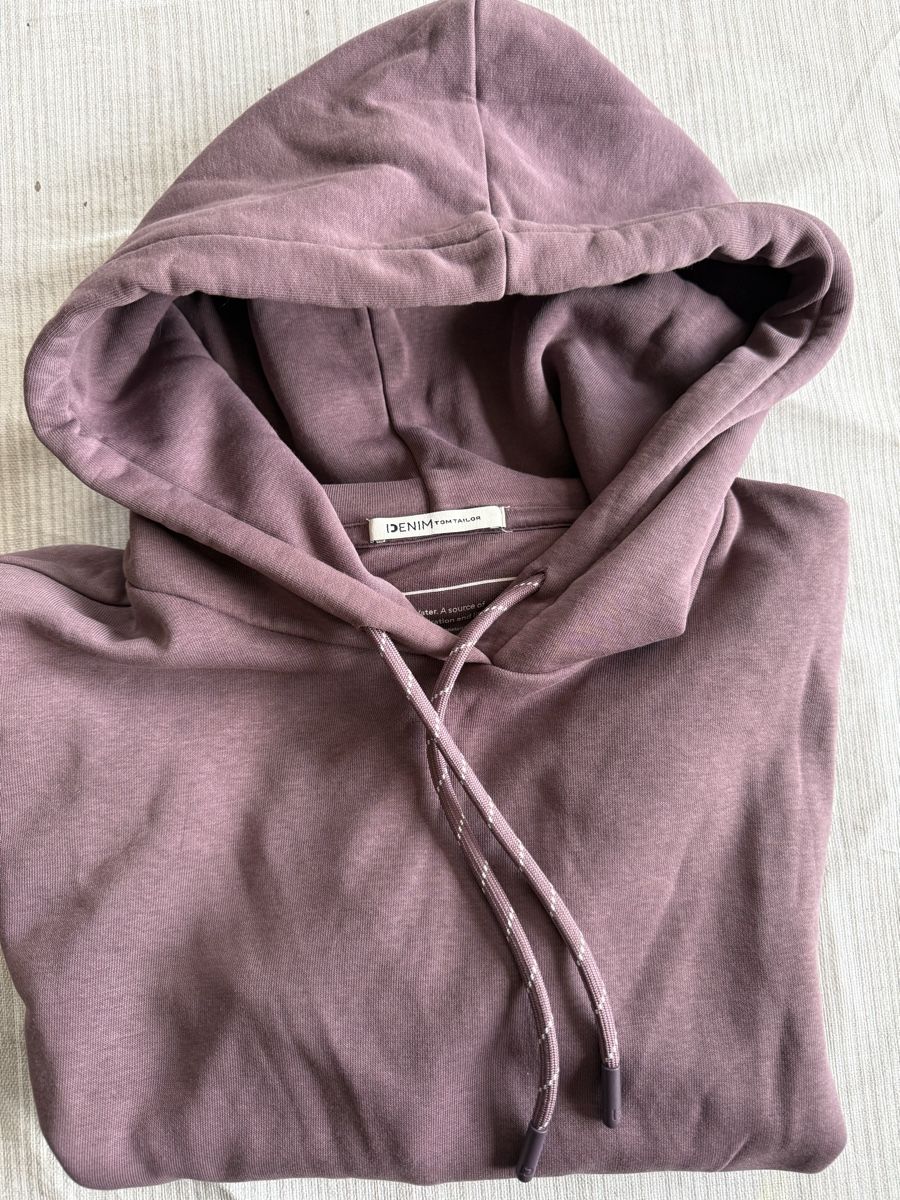 Pullover & Sweatshirts: 2 Pulli  1 Shirt – Gebraucht aus Strada von Betflo 2