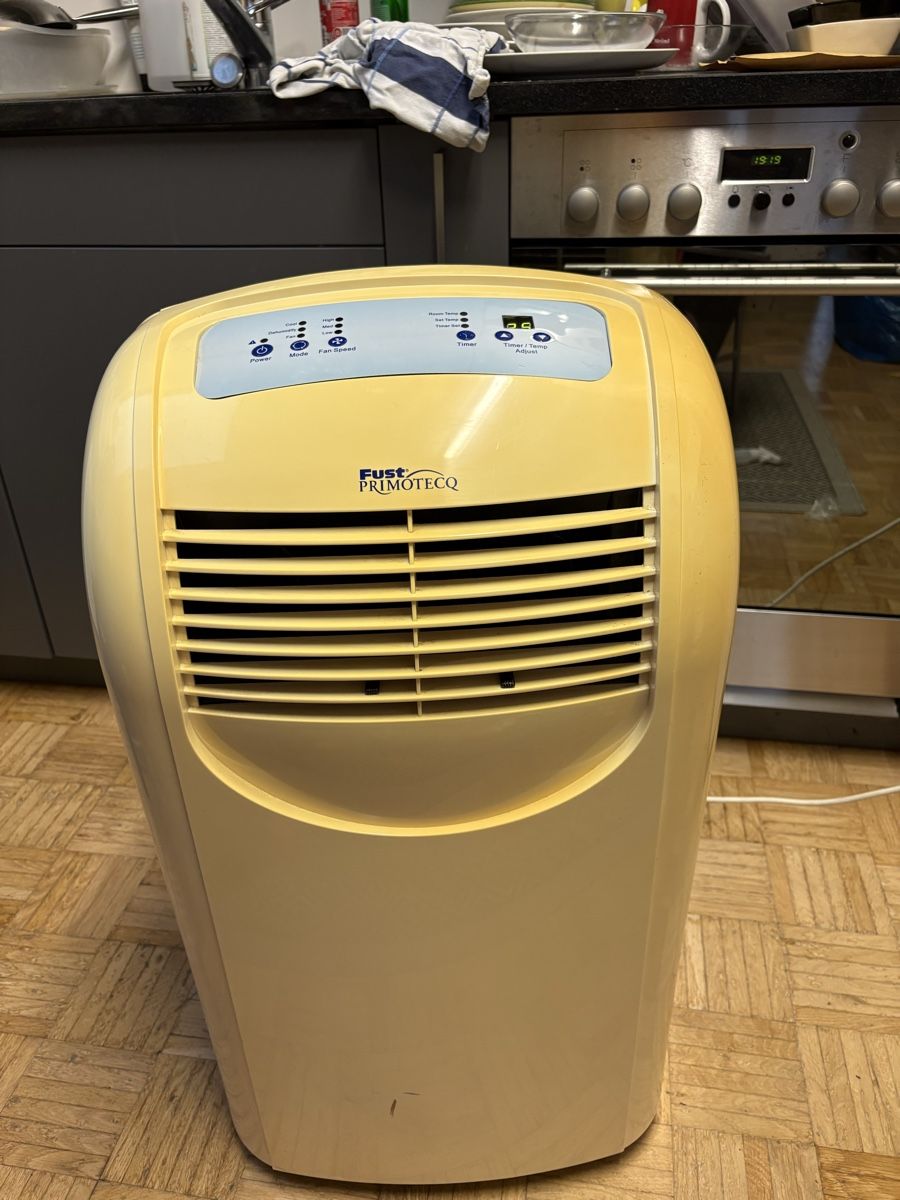 Primotecq Condizionatori: Fust primotecq CL 9000 Monoblock Klimagerät – Usato da Niederuzwil venduto da Ulf233 1