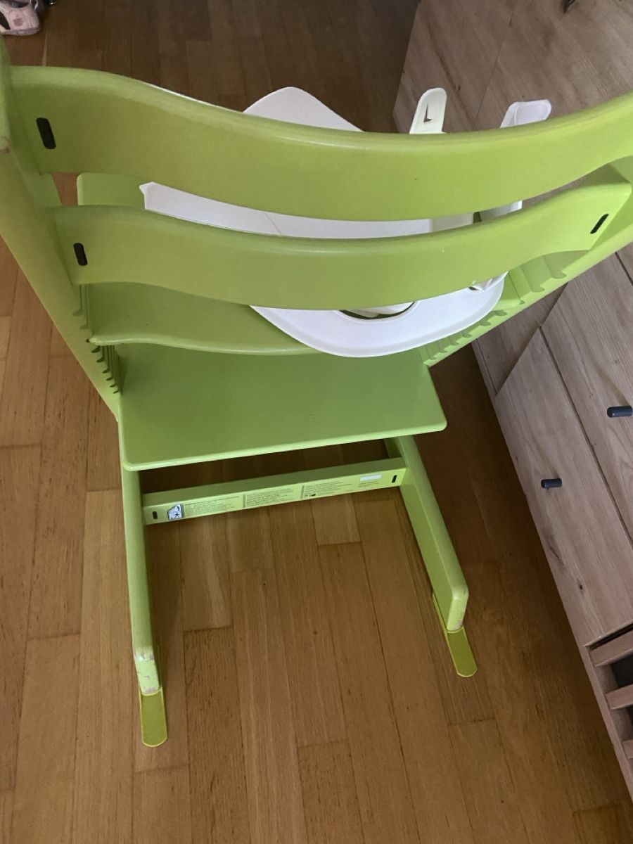 Stokke Hochstühle: Kinderhochstuhl Stokke Tripp Trapp mit Babysitz – Gebraucht aus Münchenstein von sommerverkauf12 2