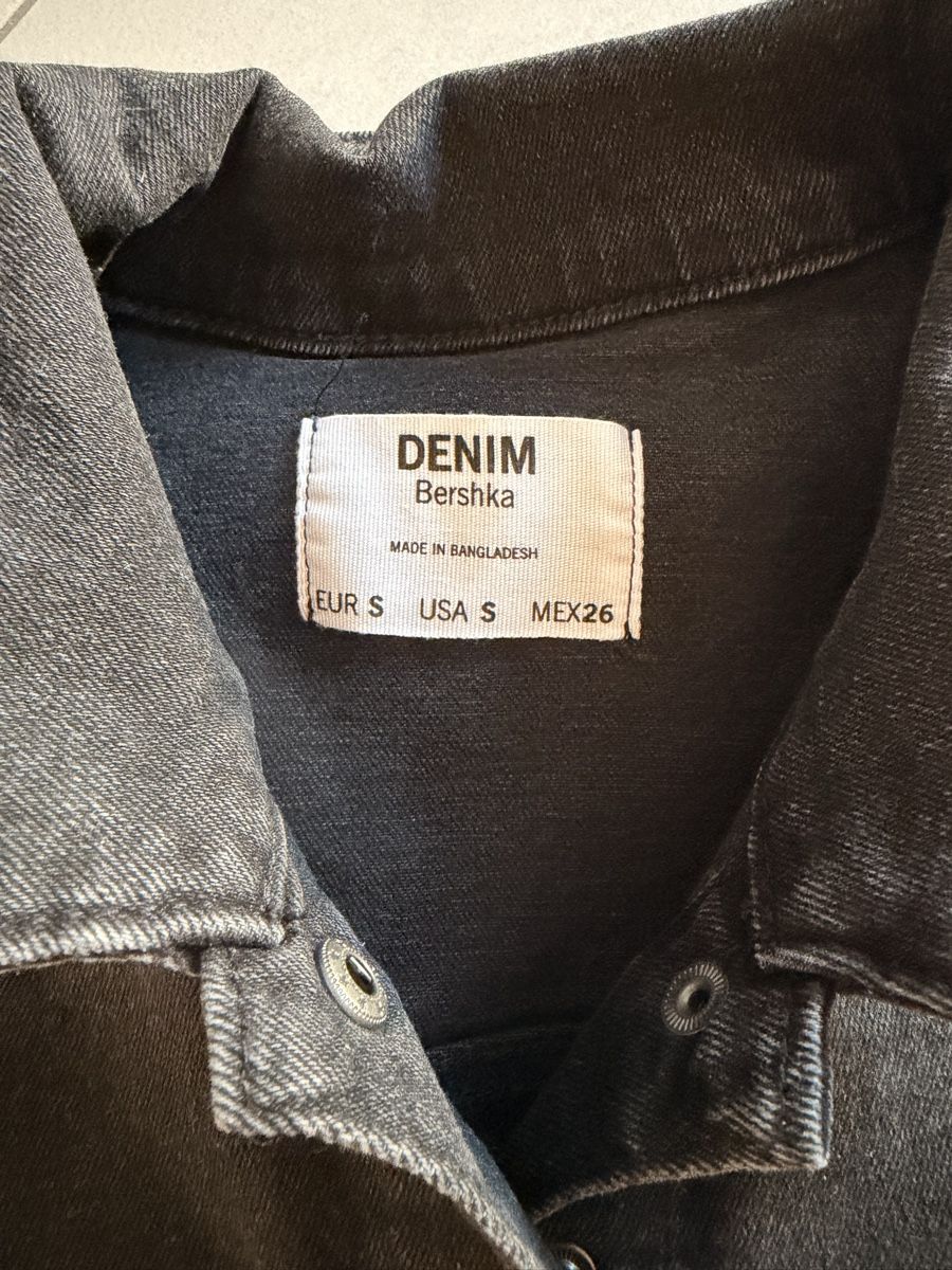 Bershka Giacche: Schwarze Jeansjacke – Usato da Villmergen venduto da fabiienneg 1