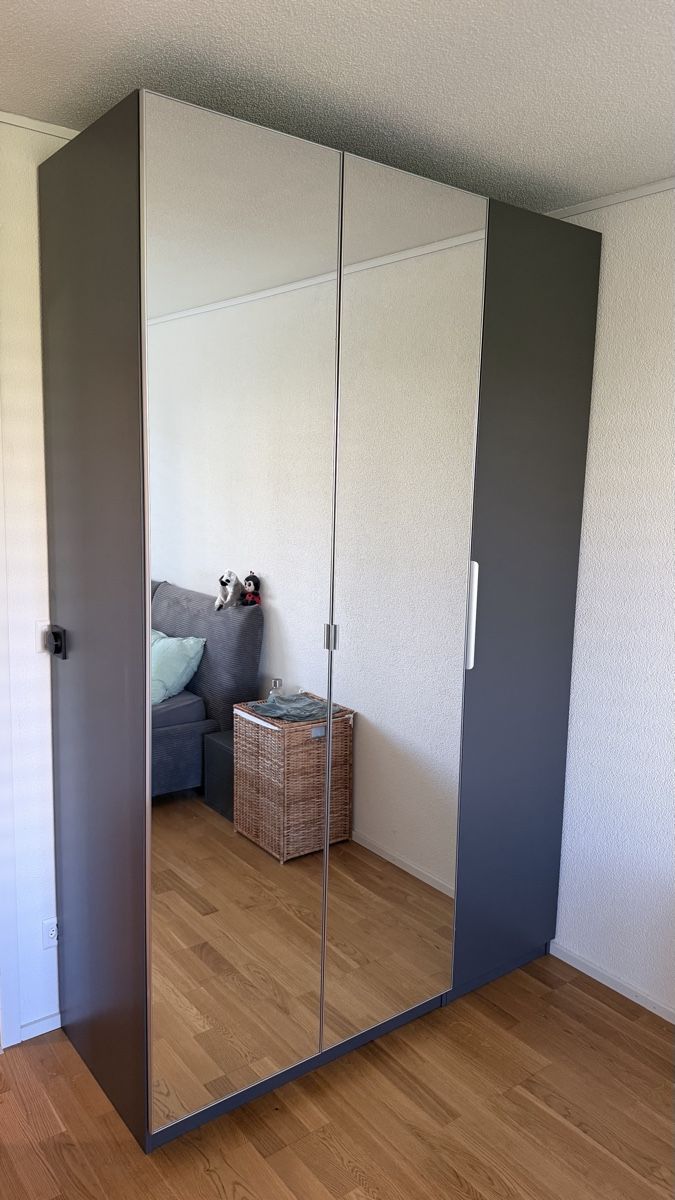 Ikea Armadi: IKEA PAX Kleiderschrank – Usato da Bern venduto da noahgasser