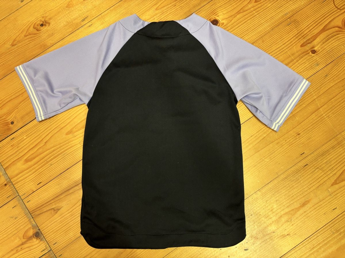 Fubu Camicette, T-shirt & Top: FUBU Shirt, Grösse XS – Usato da Büren an der Aare venduto da Nikito2001 2