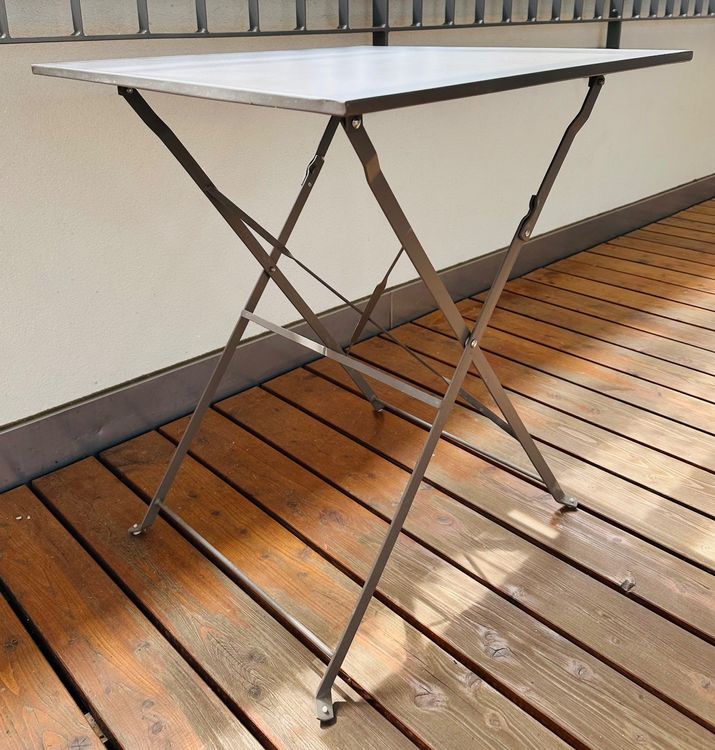 Balkontisch aus Metall klappbar / Quadratisch 60 x 60 cm Kaufen auf