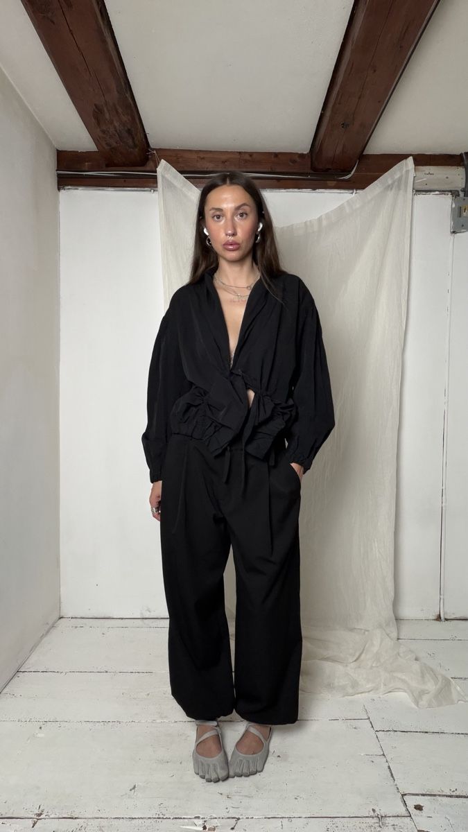 Pull&Bear Pantaloni: Pull&Bear balloon black pants with pockets,  Size S – Nuovo e nell'imballaggio originale da Knonau venduto da Grapesvintage 9