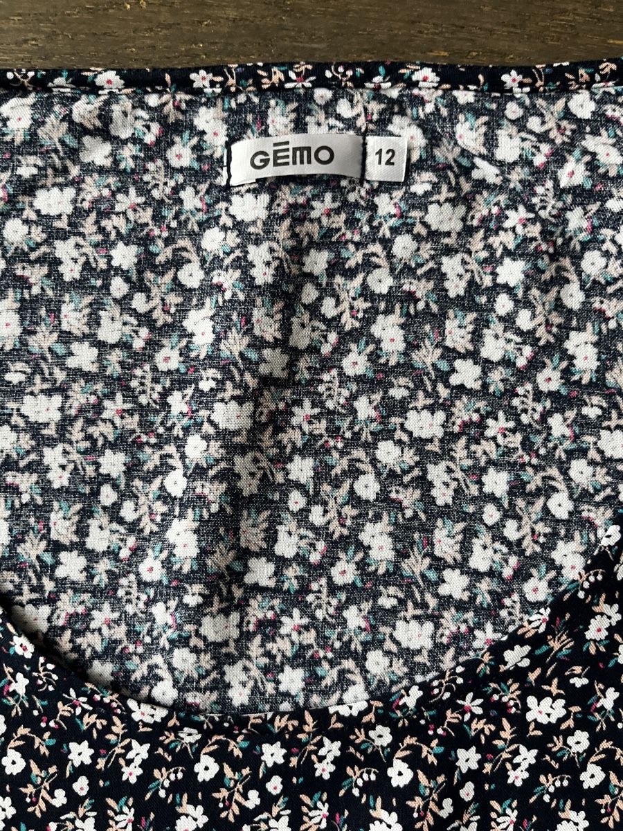 Camicette, T-shirt & Top: Tunique de plage GEMO 12 ans – Usato da gland venduto da Moral 1