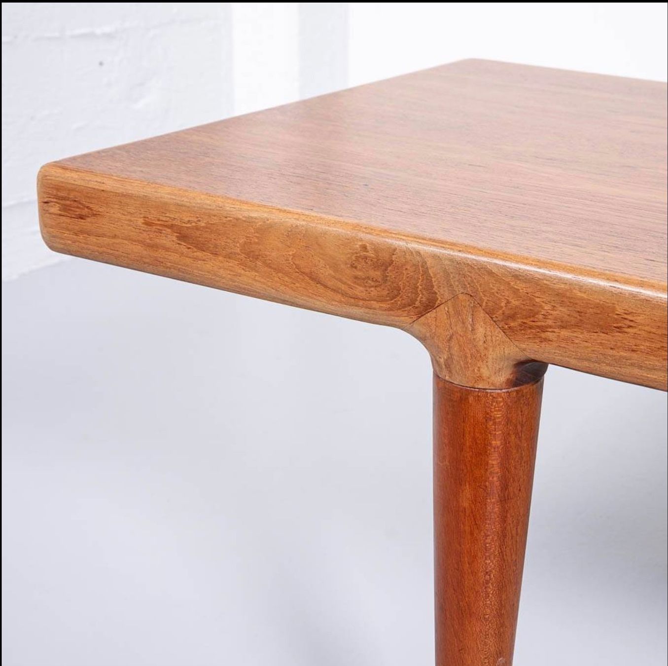 Tavoli: Teak Couchtisch Morgens Kold – Usato da Zürich venduto da moebelzuerich