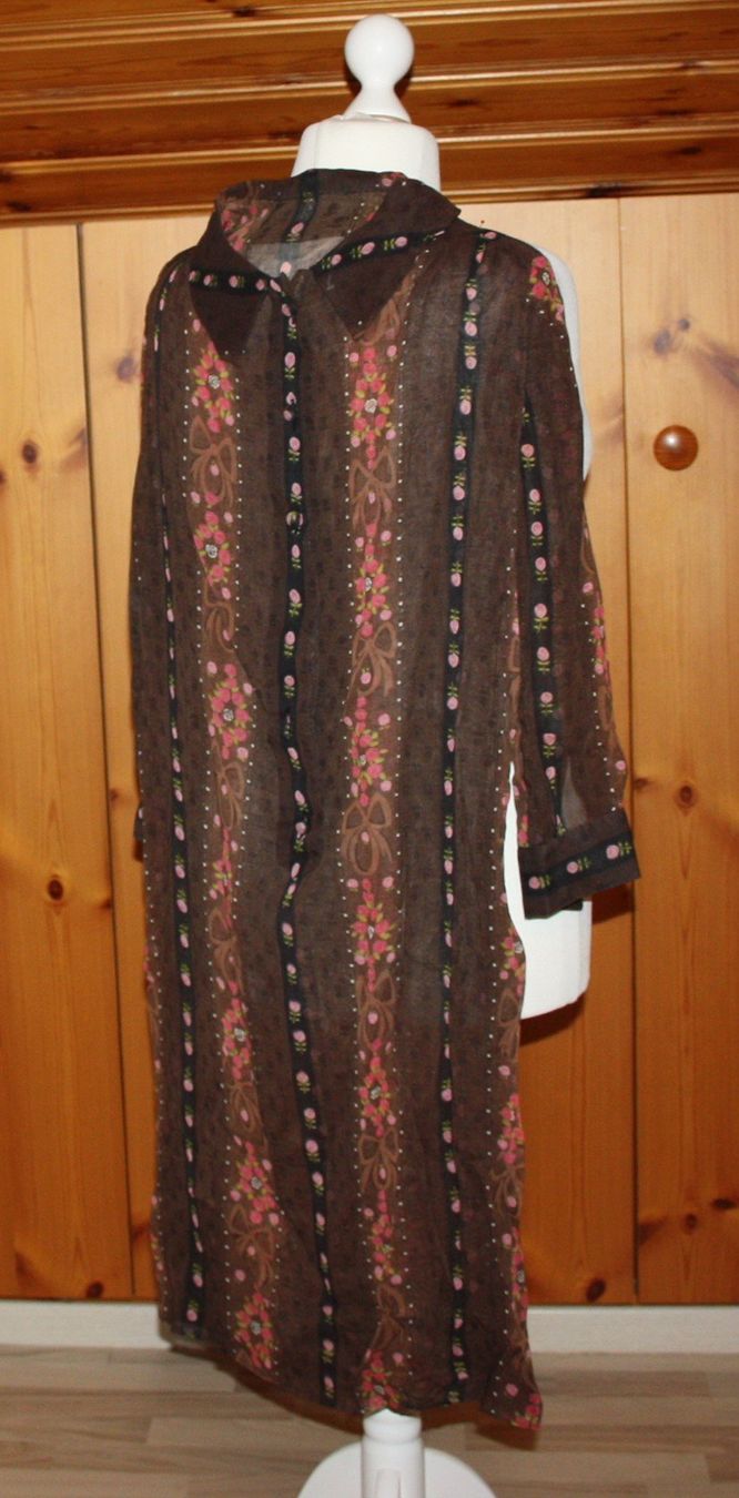 Kleider: Kleid braun-bunt Gr. M – Gebraucht aus Flüelen von Diversicum-Textil 1
