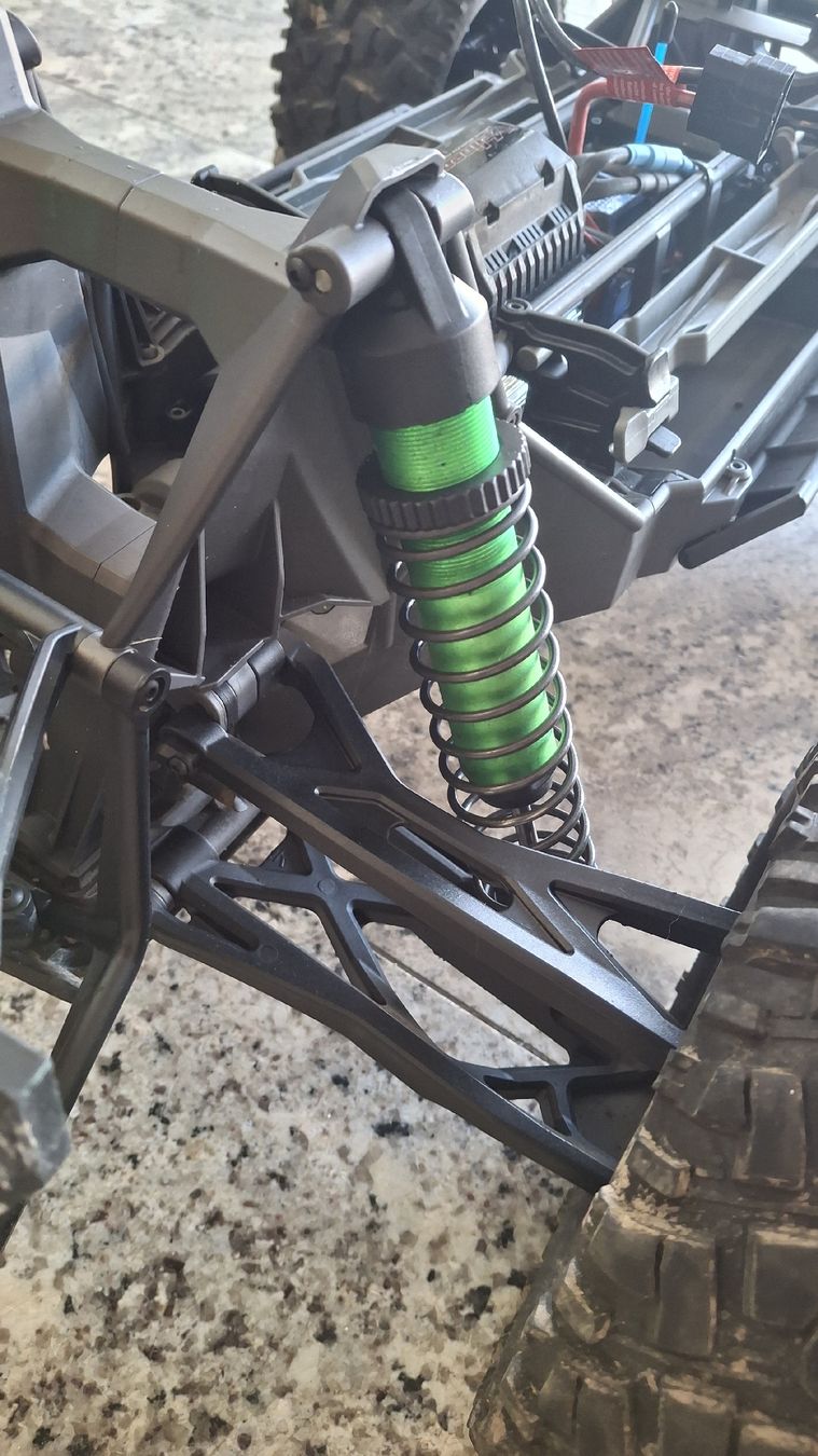 Traxxas Telecomando: Traxxas X-Maxx 8S RTR Green – Usato da Winkel venduto da Fizibubele 3