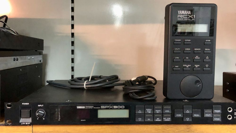 Yamaha SPX 900 multi-effets avec télécommande RCX-1 (Gebraucht) in ...