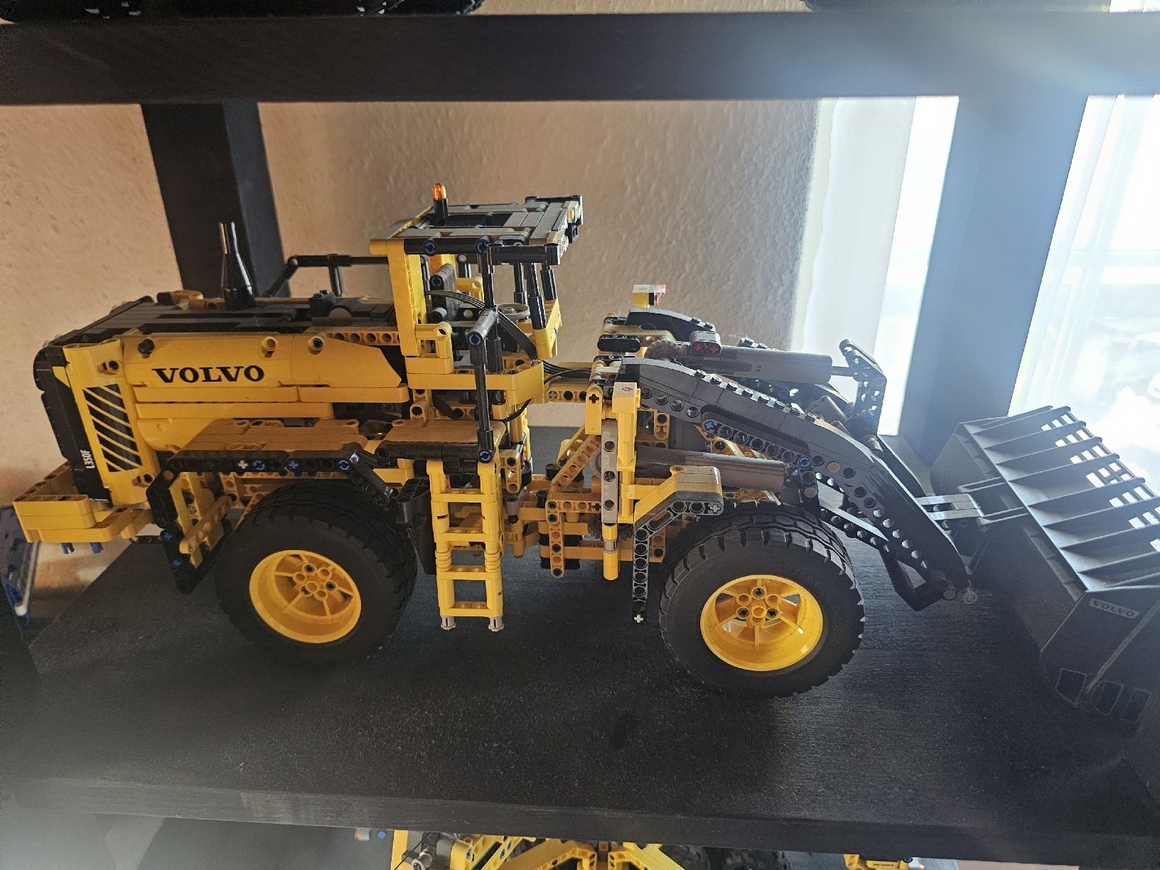 Lego Kit di costruzioni: VOLVO L350F Radlader Lego Technic – Usato da Winterthur venduto da kam_6scr