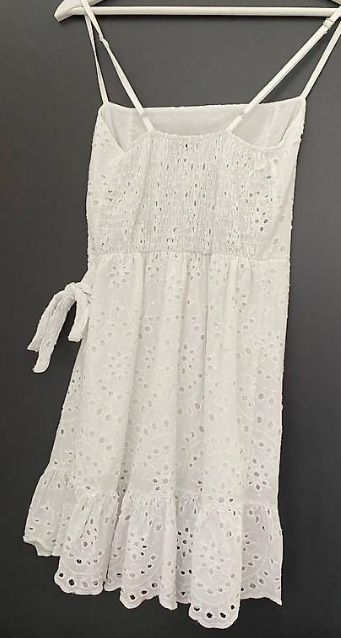 Vestiti: Weisses Sommerkleid mit Schleife – Nuovo (secondo la descrizione) da Embrach venduto da ale_v5qn 4